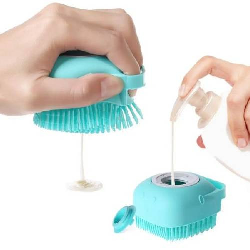Brosse de douche en silicone 2-en-1 avec distributeur de gel