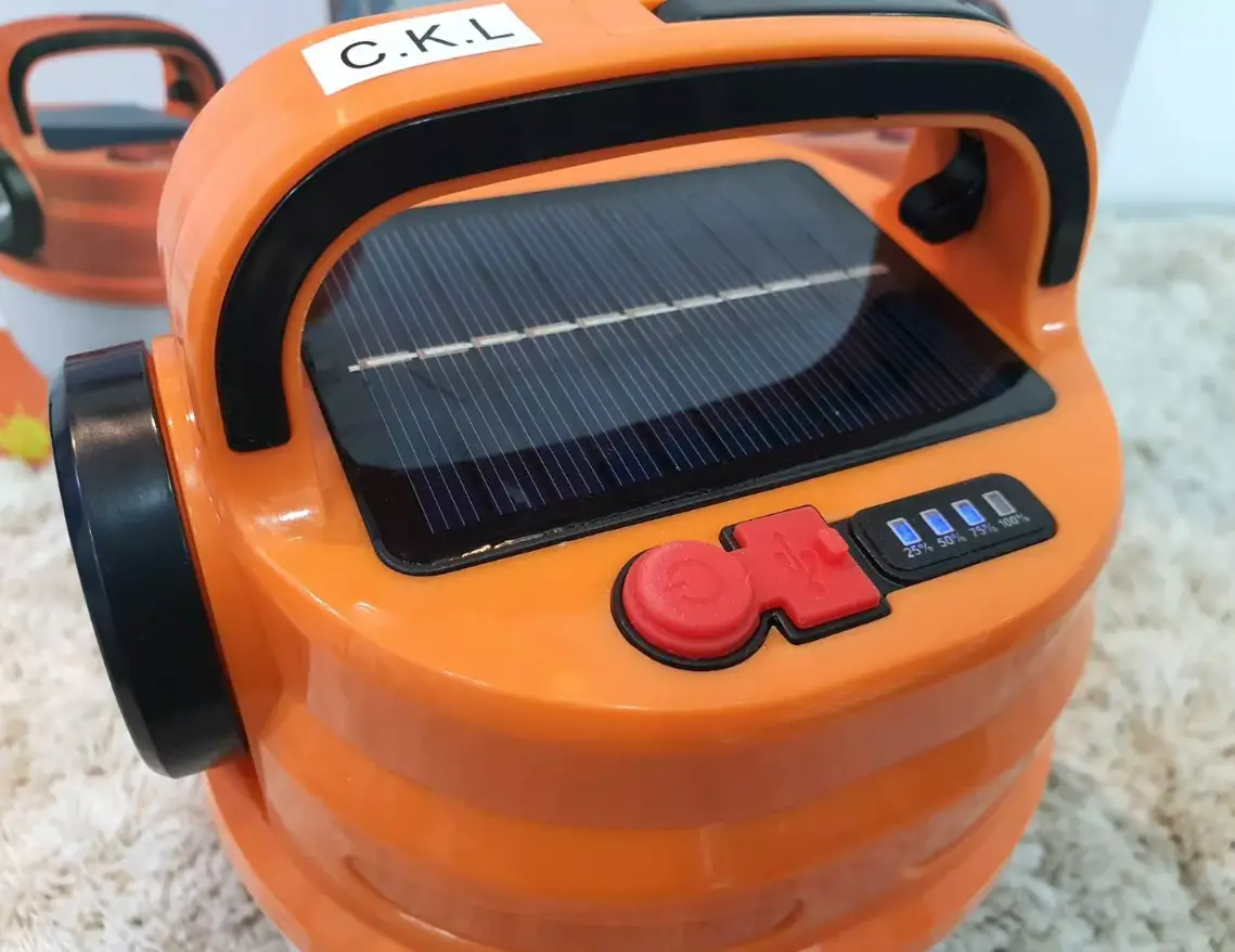 Lampe LED Solaire rechargeable, lanterne de Camping & Trip