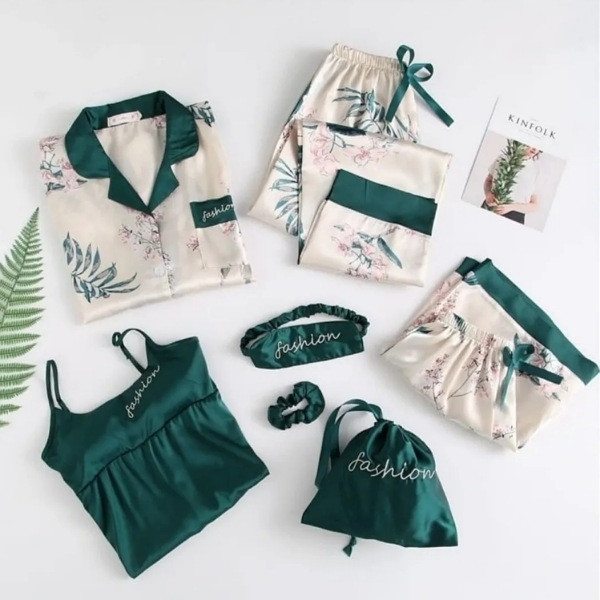 Pyjama Femme Satin 7 Pièces – Ensemble Nuit Imprimé Floral avec Finitions Vert Émeraude